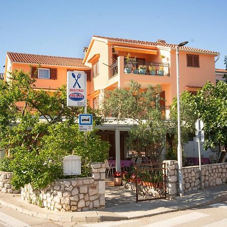 Rooms Ljubica Cres Exterior photo